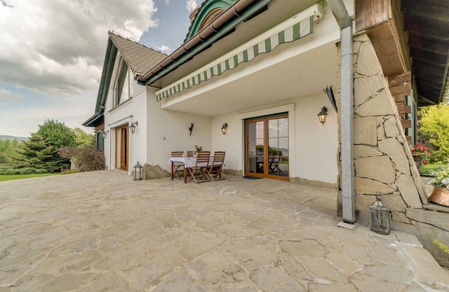 Wonderful private villa with private pool, WIFI, hot tub, TV, terrace, pets allowed and parking