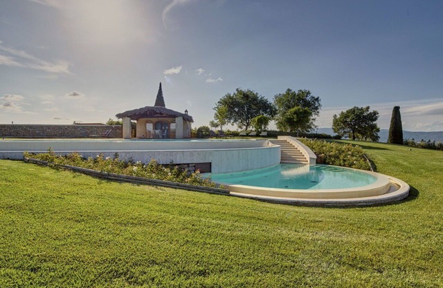 Wonderful private villa for 8 guests with private pool, WIFI, A/C, TV, patio and panoramic view