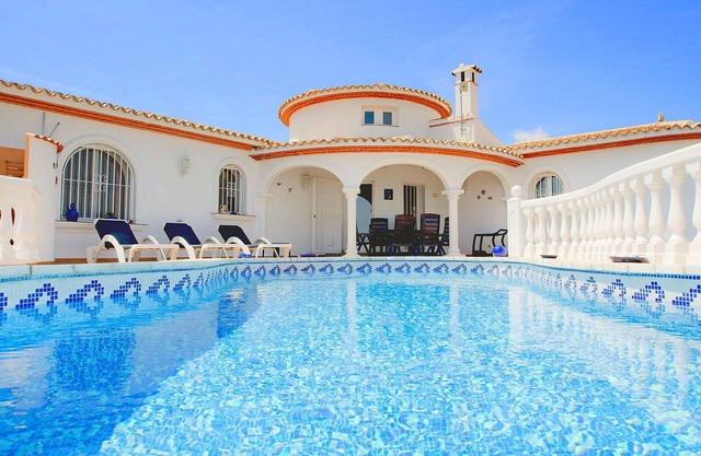 Wonderful private villa with private pool, A/C, WIFI, TV, terrace, pets allowed and panoramic view