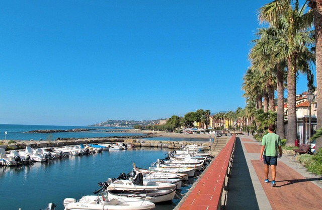 Wonderful villa for 7 guests with WIFI, TV and balcony