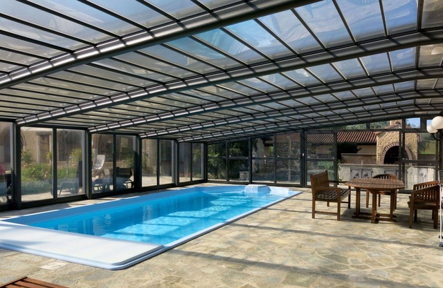 Wonderful villa for 4 guests with pool, WIFI, TV and terrace
