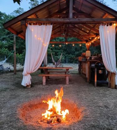 Wood Camping