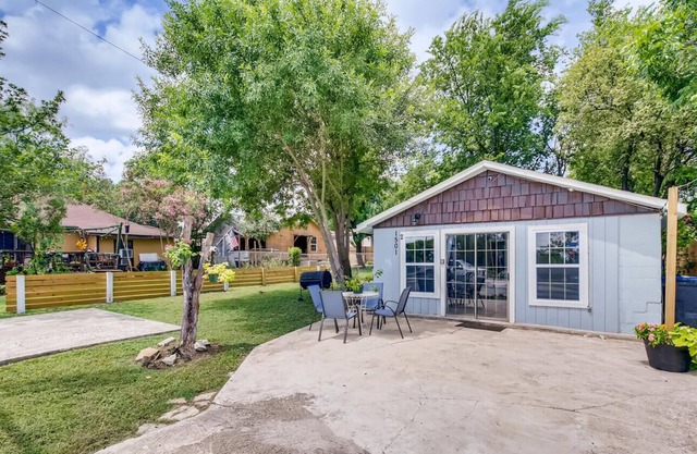 Woodlawn Lake Cottage
