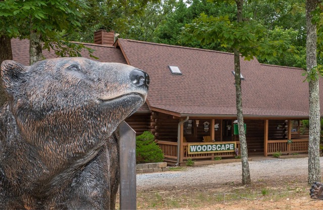 Woodscape Cabins "Bear" - Main Cabin of Triplex