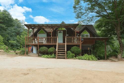 Woohyang Gallery Pension