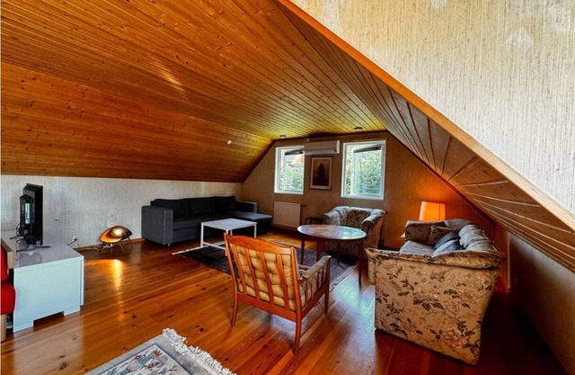 Workers home - 1 Bath - Volvo - 5 Beds - All-inclusive