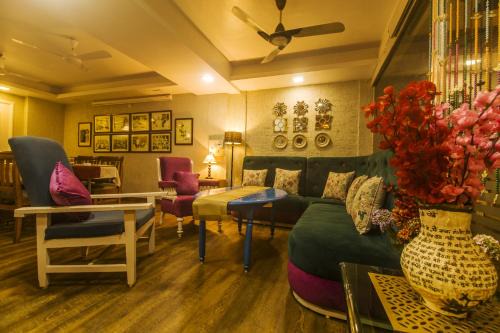 WOW STAYZ2 Misty Meadows