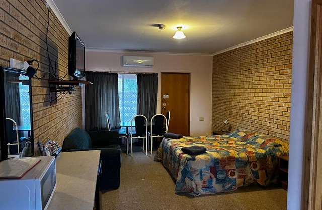 Wudinna Gawler Ranges Motel and Caravan Park