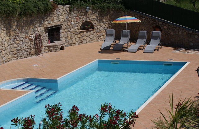 Wunderschönes Appartement mit Traumhaften Seeblick und Gemeinschaftspool