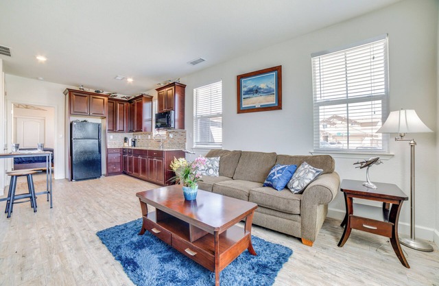 WWII Aviation-Themed Apt in Sparks: Near Parks!