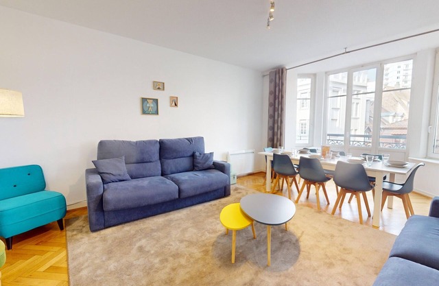 wyl hypercentre 2 chambres salon 2 sdb 2br 2bth