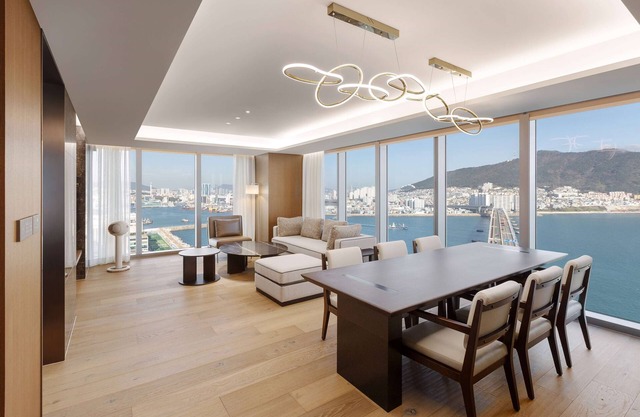 Wyndham Grand Busan Ijin