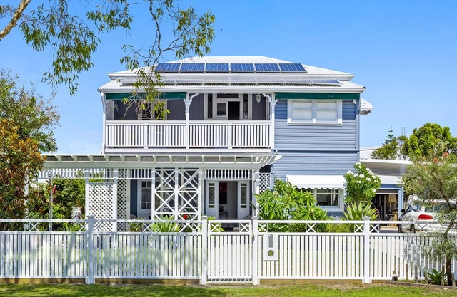 "Xanadu" Charming 2-Bed Retreat by Marcoola Beach