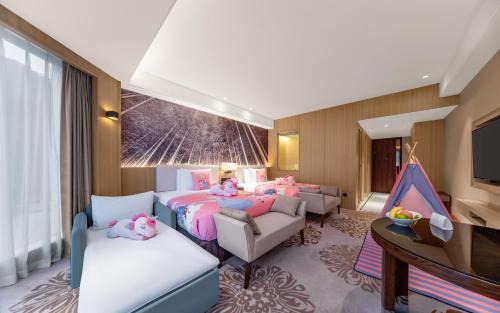 Xiamen C&D Hotel-Free Welcome Snacks-Oasis Garden