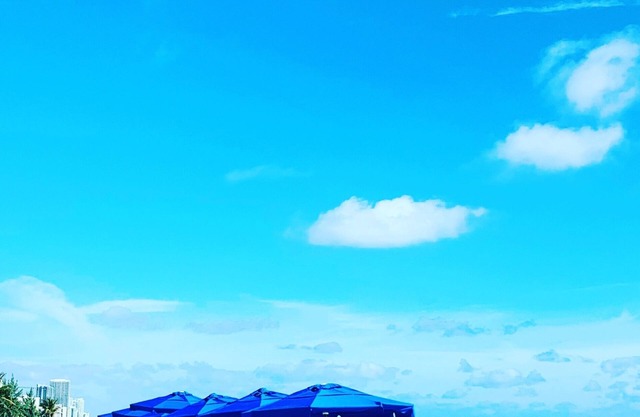 Yacht Club At Aventura Cozy Pool Beach Gym Golf Tennis Aventura Mall Raquetball