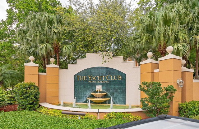 YACHT CLUB AVENTURA/UNIQUE APT/MARINA VIEW/FREE PARKING-WIFI