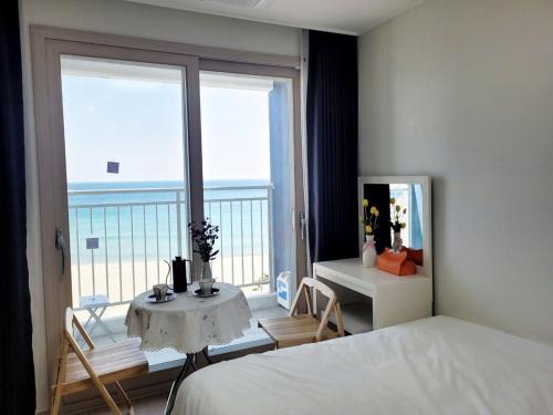 Yangyang Ocean sketch 24k