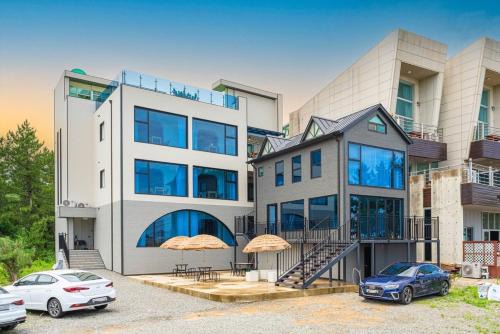 Yangyang YOLOHA Dongho Beach Branch