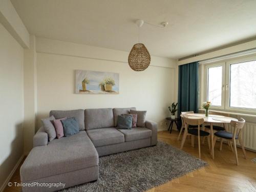 Ydinkeskusta kaksio Saimaa näkymillä, AC, WiFi, parveke