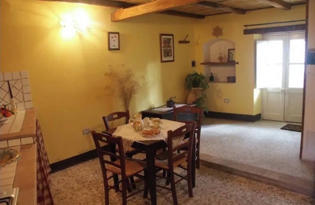 Yellow house in Sicilian style