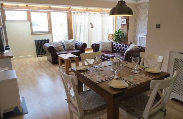 Yogis Cottage Is Cotswold Country Charm With Modern Facilities