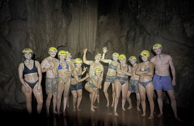 YoLo Pool Bar Villas