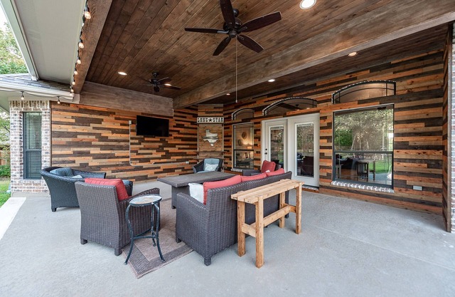 Your Aggieland getaway