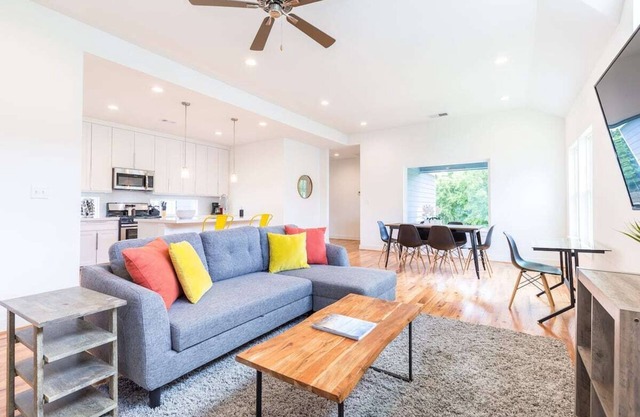 Your Great Bungalows! Sleeps 18, 6BR/4BA, 8 Park