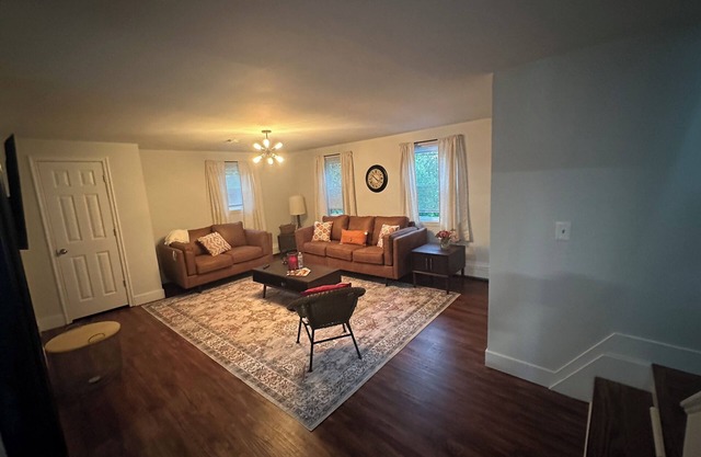 Your Hudson Valley hideout - in Wappingers Falls NY