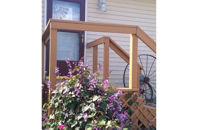 Your Kansas Hide-away! 'The Gatehouse' welcomes you!