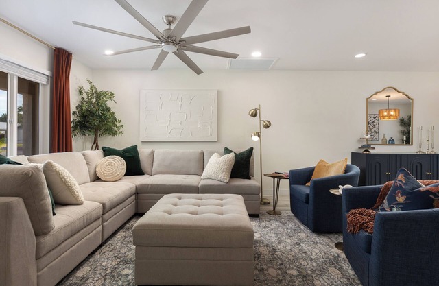Your Own 5BR/3BA Resort - Pool, Spa, Fire Pit, Grown Up Swings
