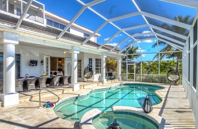 Your vacation starts here with Exclusive Tropical Villas
