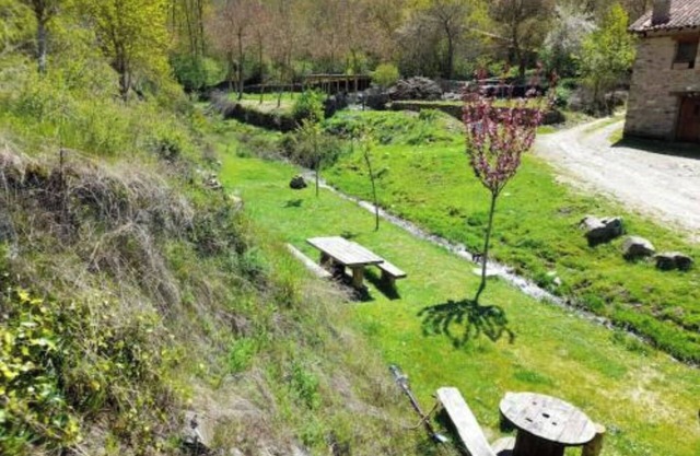 Zaldierna al sol, a 17th century village. ezcaray