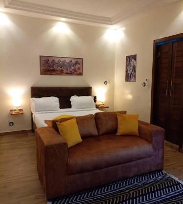 Zebra Residence