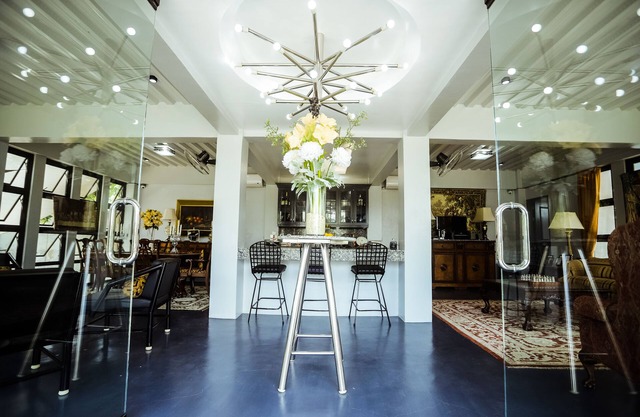 Zeller Court Apartelle