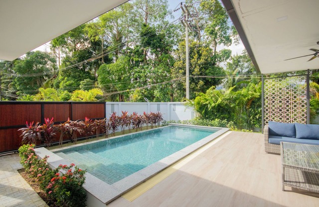 Zensiri Koh Chang pool villas
