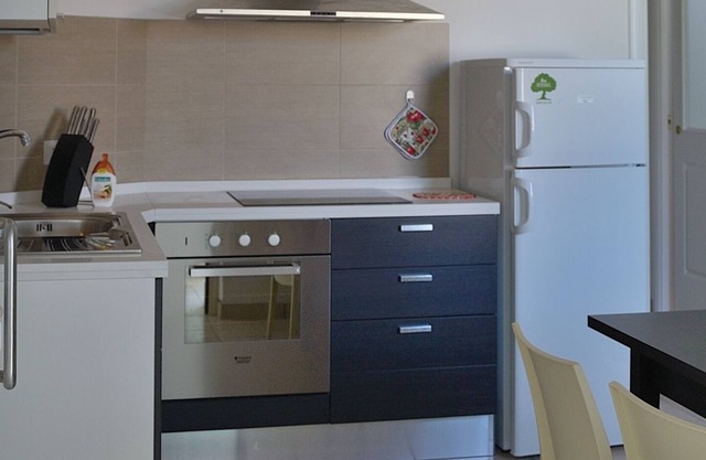 Zoe apartment residence, 150 meters from the sea, 60 Km from the mountain.