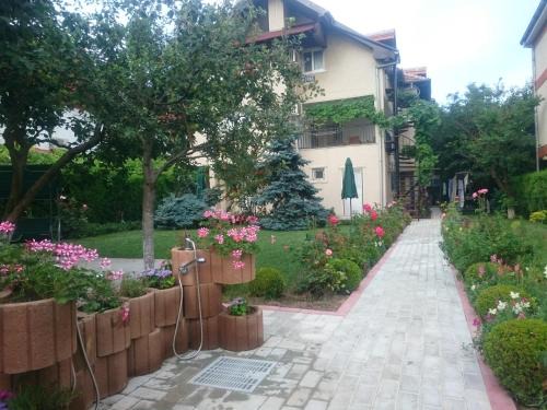Zoi Residence