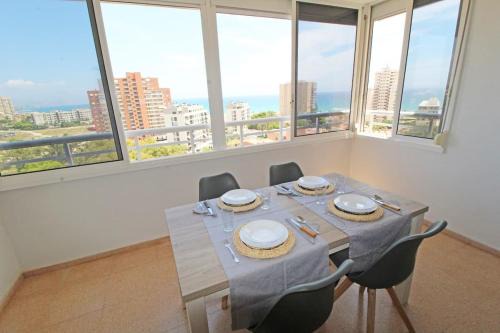 Coveta Fuma Apartment | Ático en la playa de Muchavista de El Campello con vistas espectaculares a playa San Juan