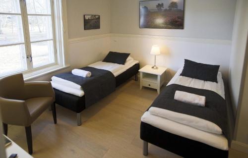 Kemionsaari Hotel | Örö Kasarmihotelli