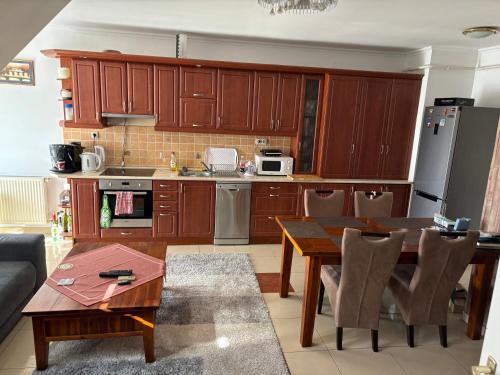 Debrecen Apartment | Újszerű, jól felszerelt lakás a város szîvében, ingyenes parkolással!