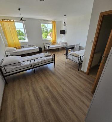 Sroda Slaska Hotel | Średzka Korona