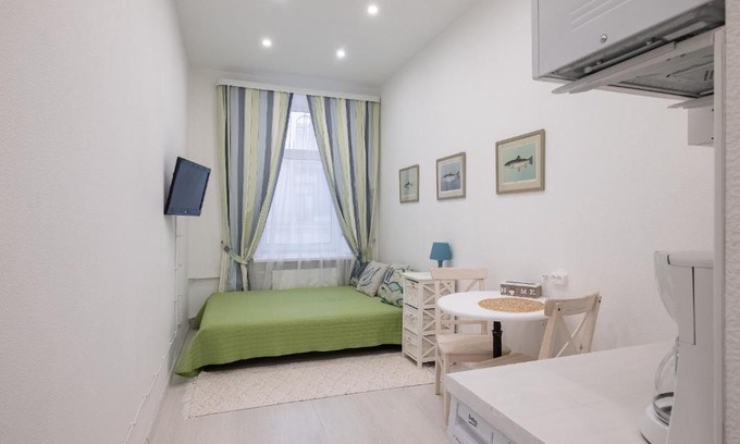 Sennoy Apartment | Апартаменты ТриФорели