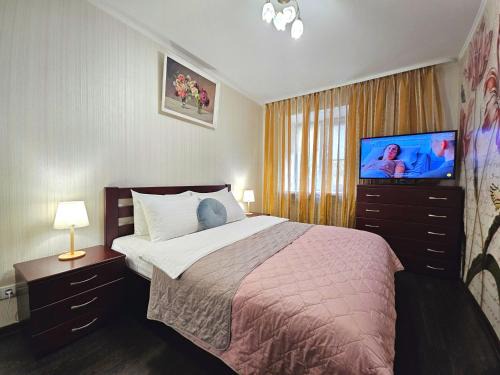 Sukhinovka Apartment | Ботанік це 3 кімнатна квартира подобово у центрі Полтави Мережа Alex Apartments Безконтактне заселення 24-7 Документи для відряджень