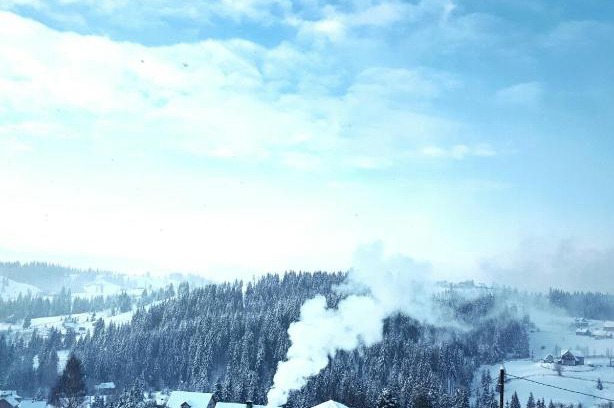 Yablunytsya House | Котеджний комплекс "Вершина"