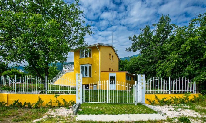 Pazardzik Villa | Къща за гости Кала