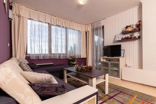 Pamporovo Apartment | Превъзходен апартамент на ски пистата и гледка към планините - Къщата на Мечтите - Пампорово