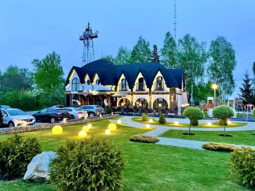 Manyava Hotel | Фетрбуш