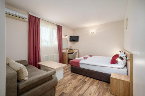 Kardzhali Province Hotel | Хотел Орфей