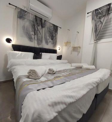 Bene Beraq Apartment | אחוזת דבורה בבני ברק